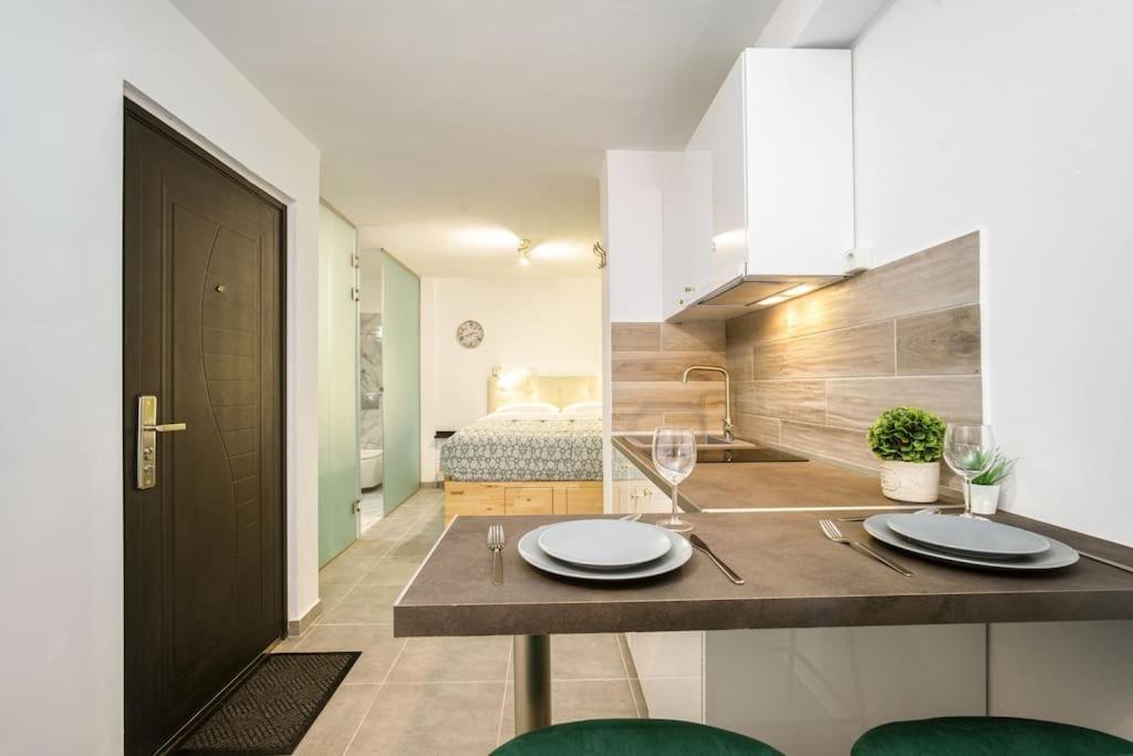 Modern Boutique Apartment 雅典 外观 照片